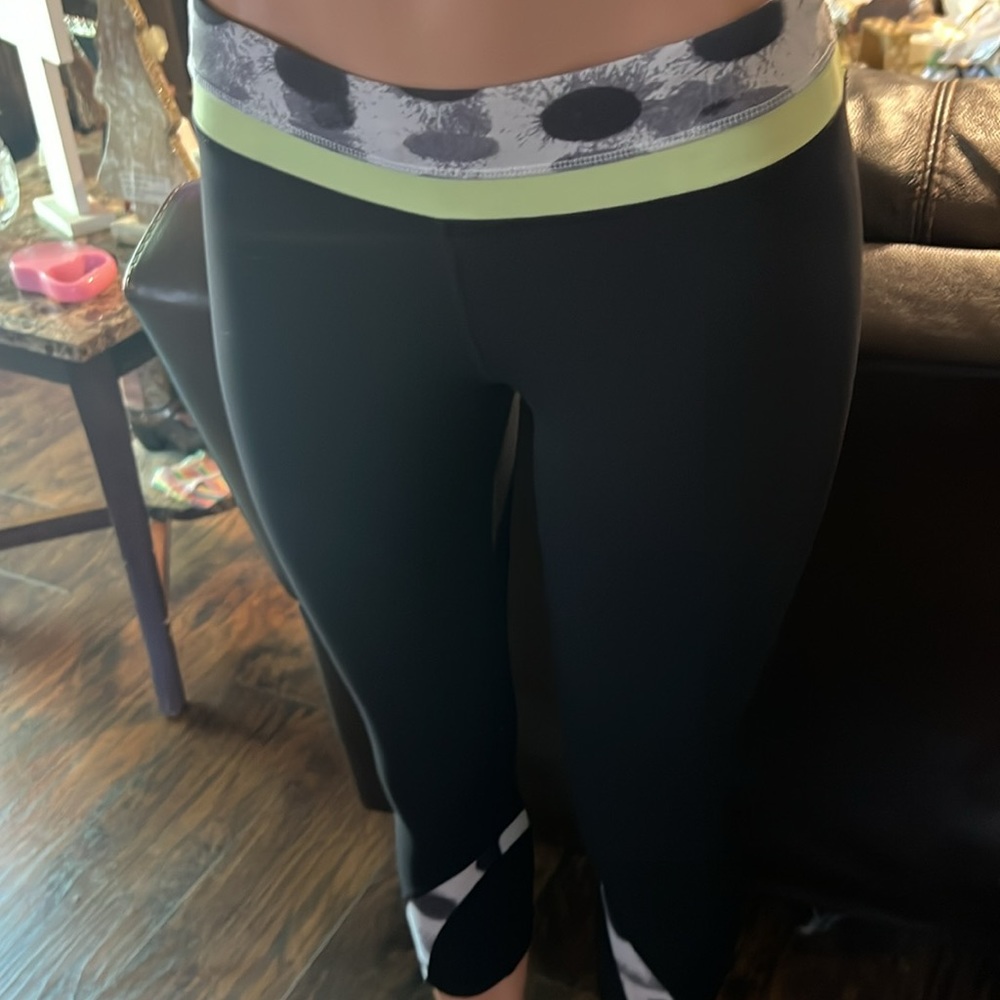 Lululemon Athleta 🤩 - Picture 2 of 6